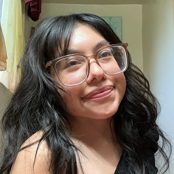 Meet your Posher, Melany - Picture 1 of 1